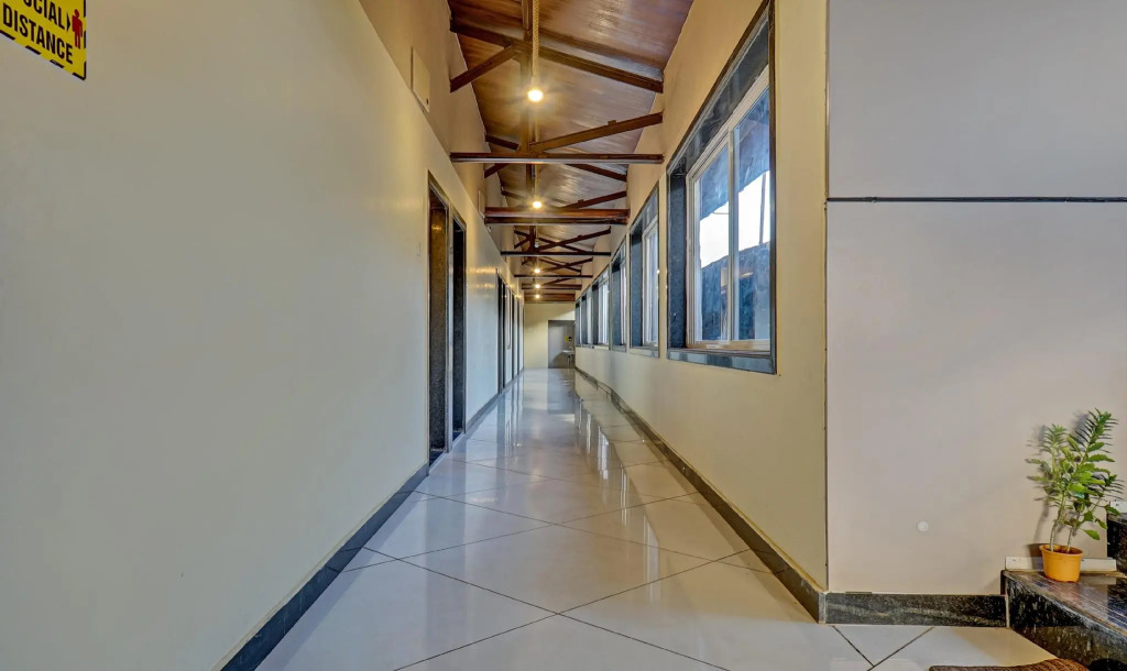 Hotel Lake Paradise Mahabaleshwar