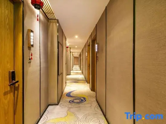 Jingyi Boutique Culture Hotel