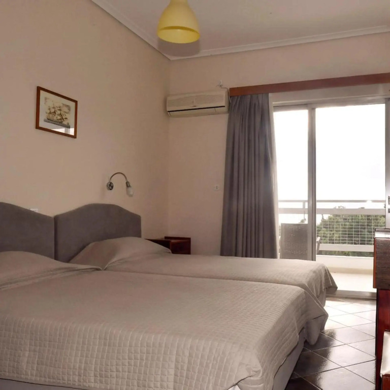 Siagas Beach Hotel