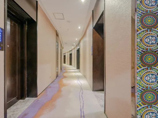 QingYiWuJia Hotel