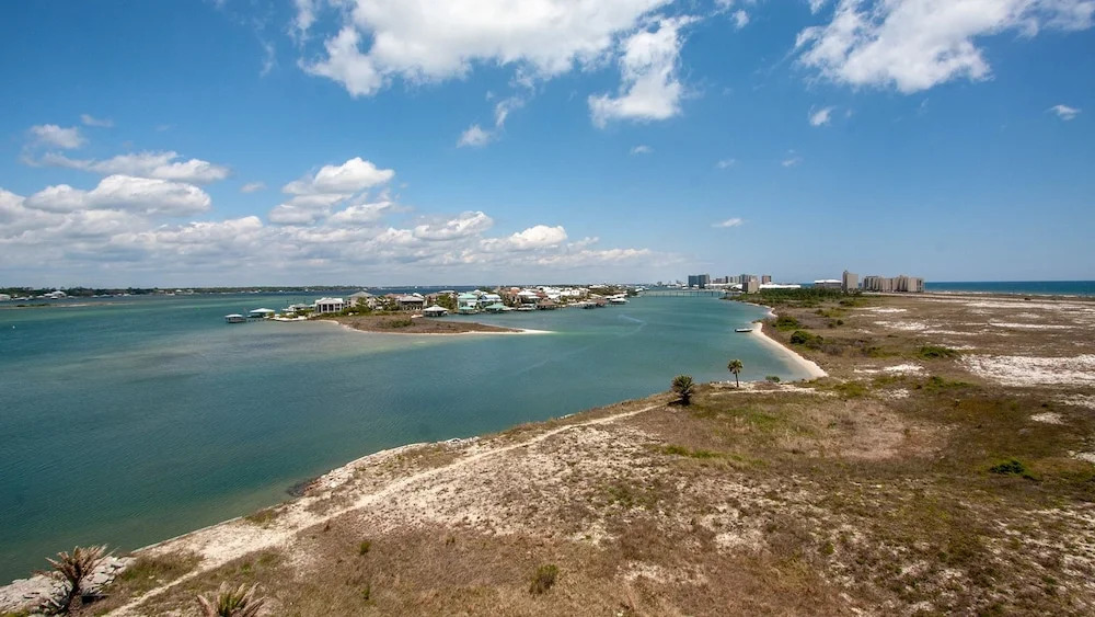 Views of the Gulf, Ono Island, and Perdido Bay - Unit Crd0510