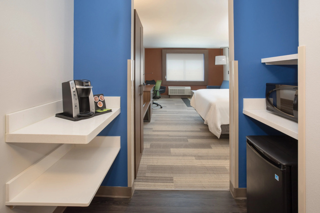 Holiday Inn Express & Suites Sioux City North - Event Center by IHG