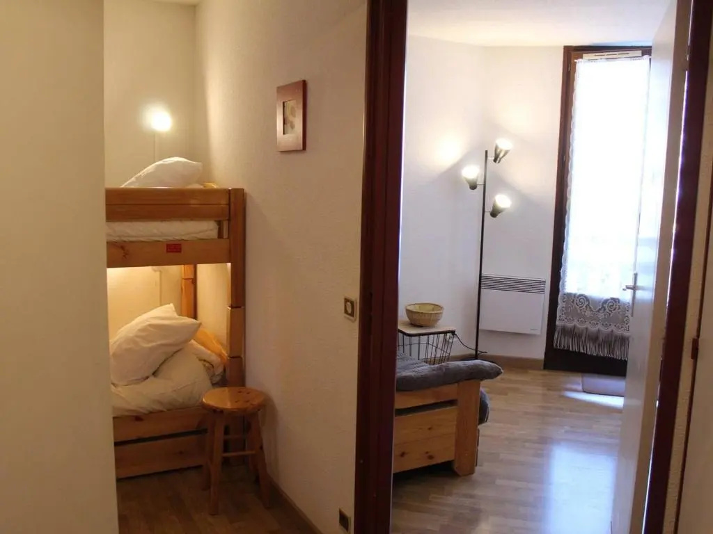 Appartement Risoul, 1 pièce, 4 personnes - FR-1-330-176