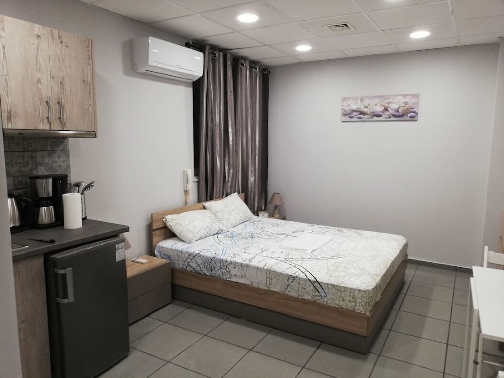 Cozy Studio Near Acropolis