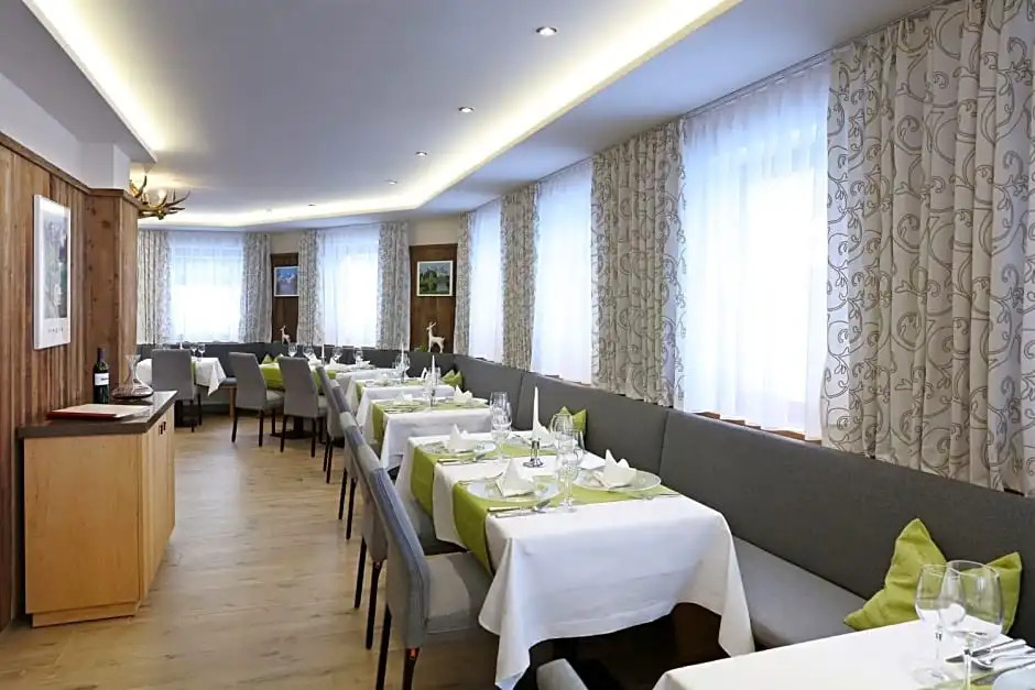 Hotel Alpenrose