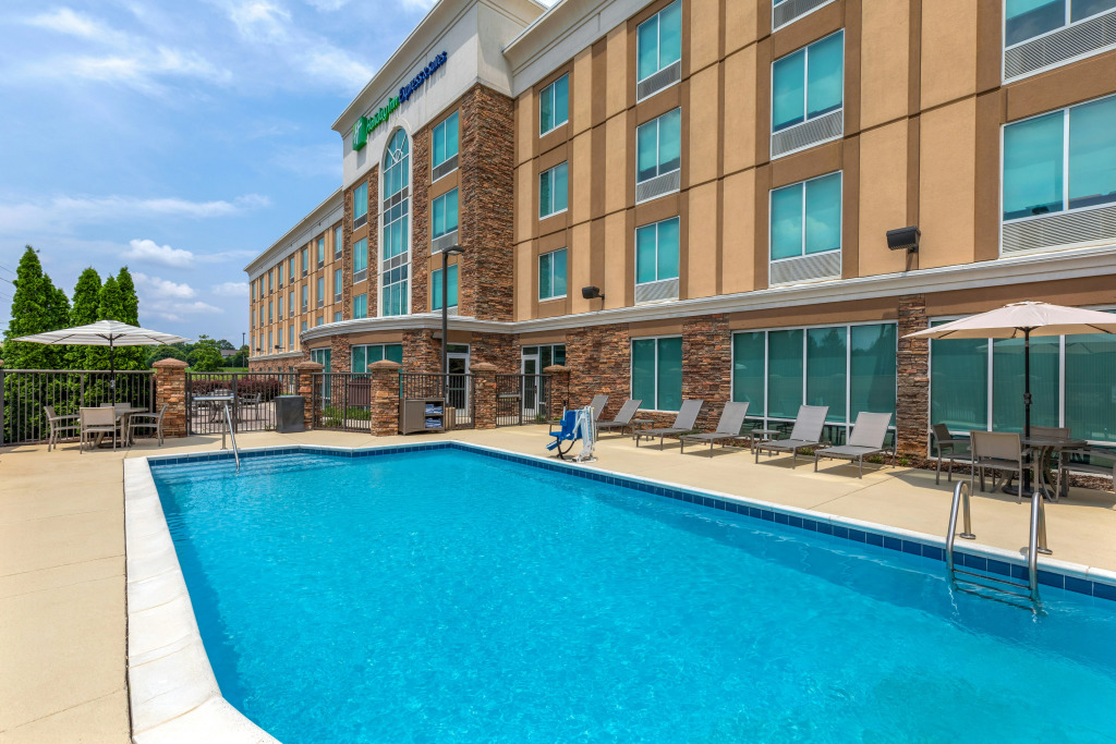 Holiday Inn Express Hotel & Suites Huntsville West - Research Park by IHG