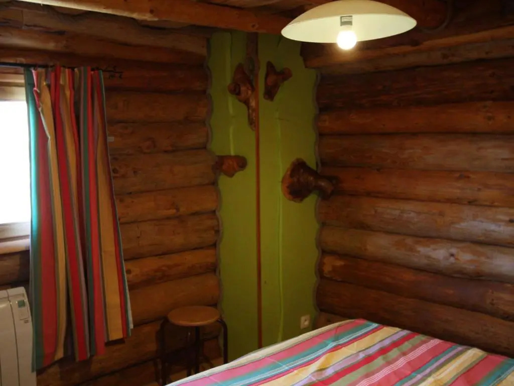 Fuste insolite avec balcon et terrasse dans les Vosges - FR-1-589-241