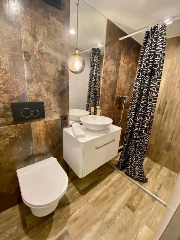 LEOGRAND apartment on Filatova 12
