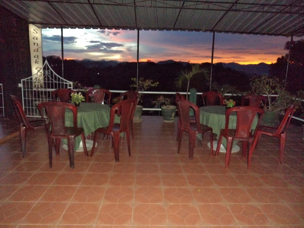Hotel Sandakelum