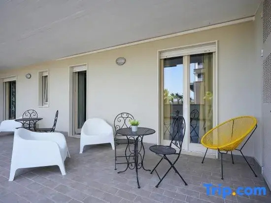 Sky Gate Gold – Suite Terrazza Aeroporto