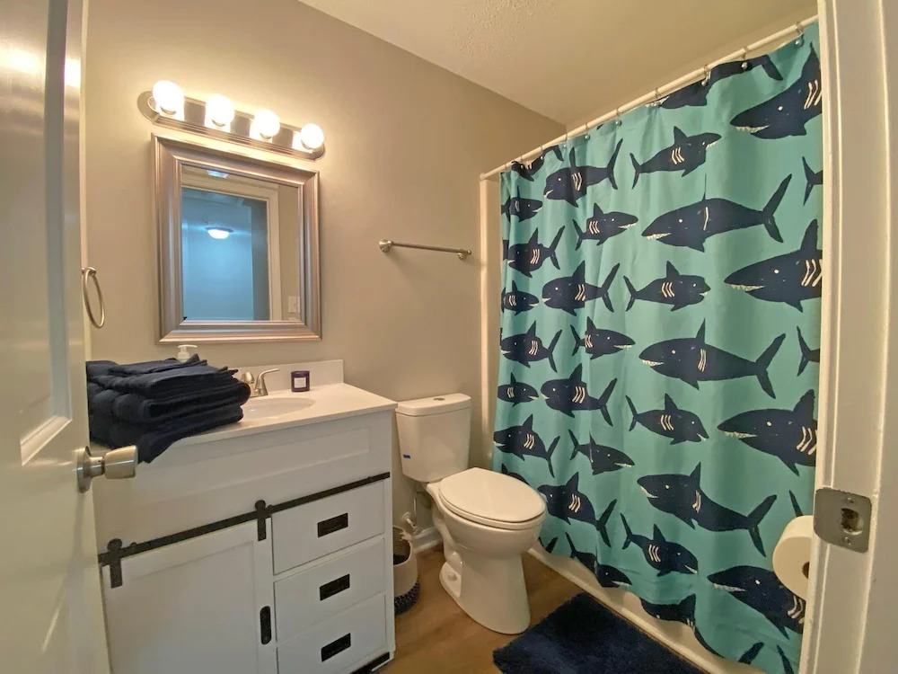 Elizabeth Rd House by Palmetto Vacations