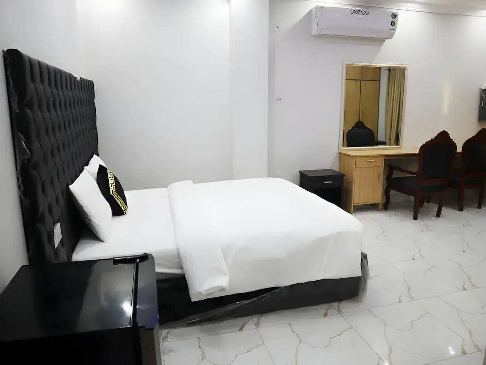 Hotel Orange One