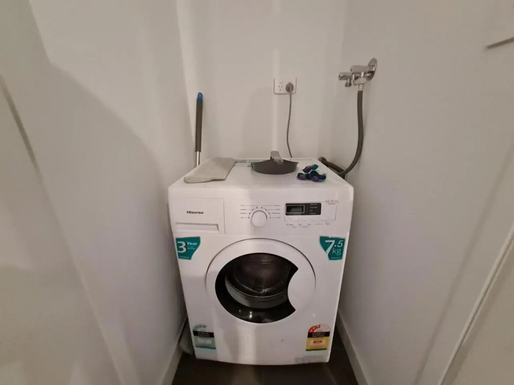 FS108c Exquisite and warm 1BR nest in Footscray Pool Gym