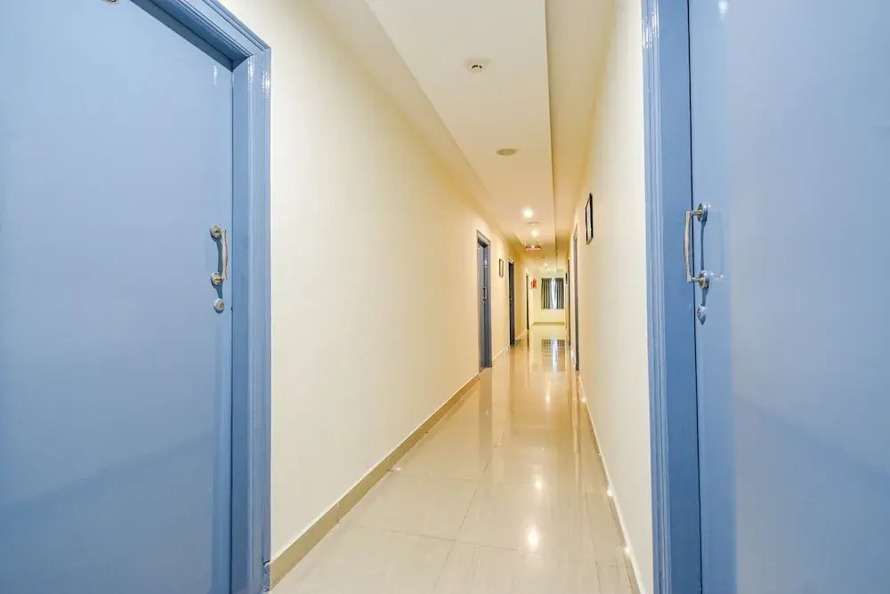 Fabhotel Broholic Prime Suites