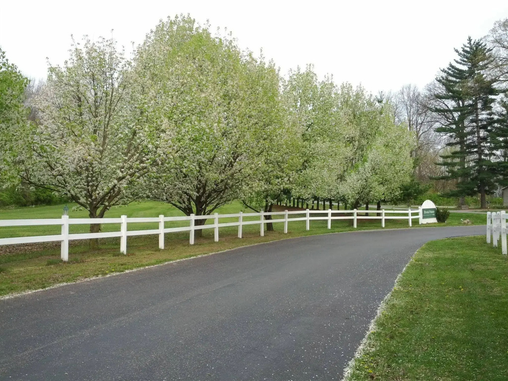Brook Pointe Resort
