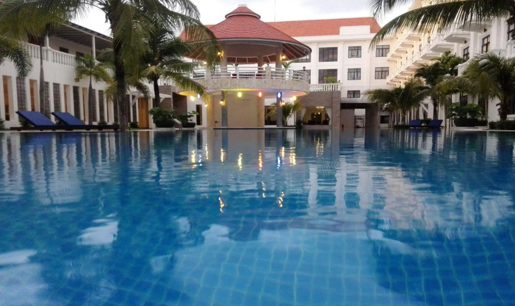 Apsara Palace Resort & Conference Center