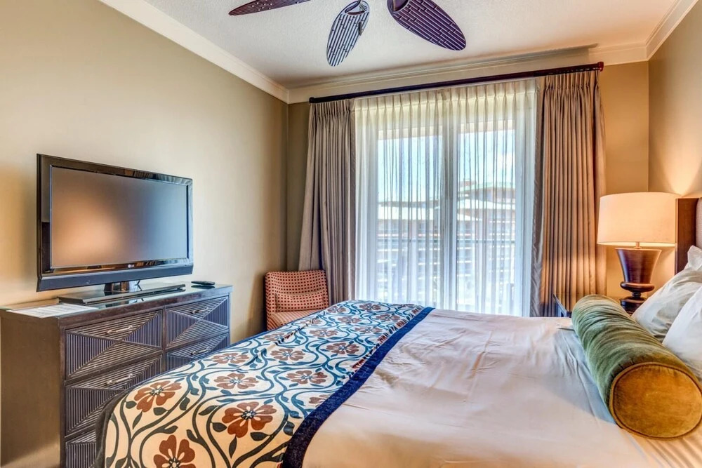 K B M Resorts- Hkh-742 Spacious 2Bd Villa, Private Balcony and Entertainment Package!