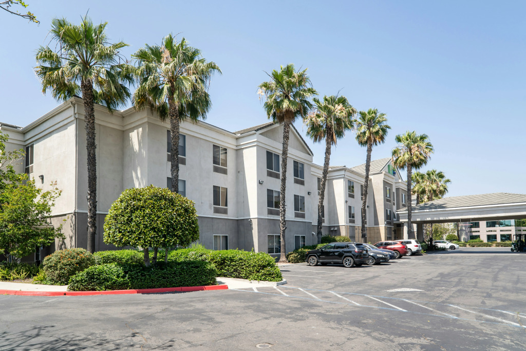 Holiday Inn Express Hotel & Suites San Diego Otay Mesa by IHG