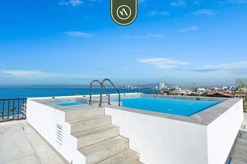 Brand New 1 BR Condo Right Next to the Malecon