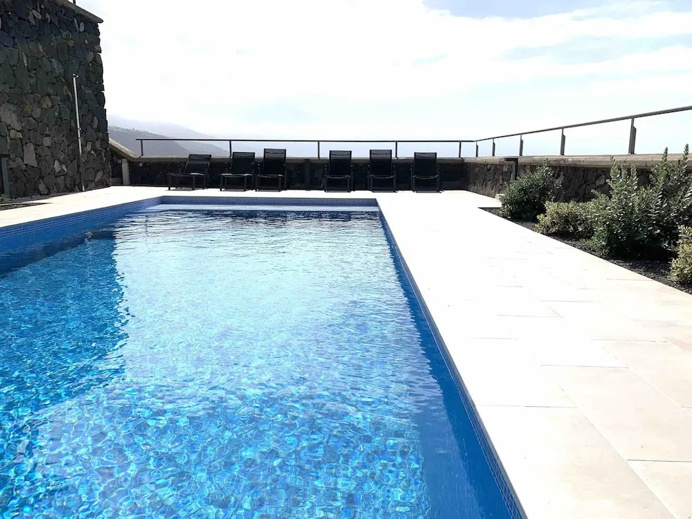 Prime Sea and Mountain views Home with pool