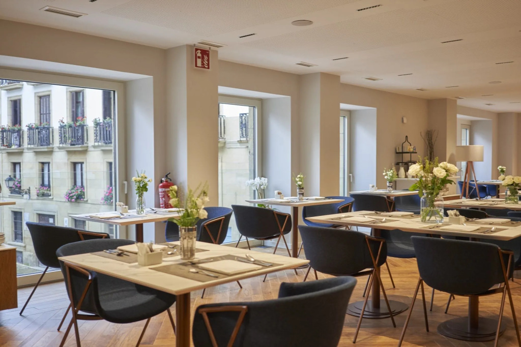 Lasala Plaza Hotel