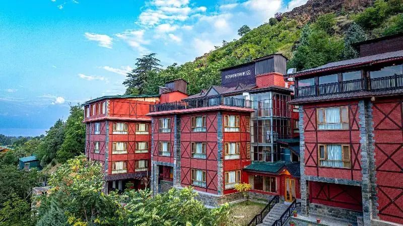 R K Sarovar Portico Hotel