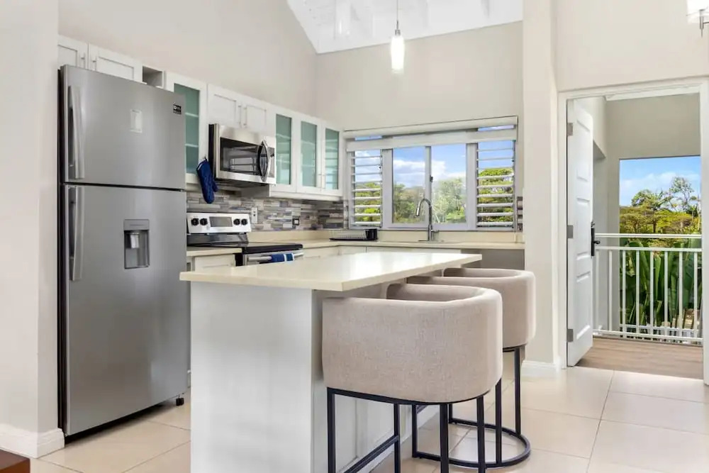 3rd Floor Condo Richmond Estate Beach Access Pool