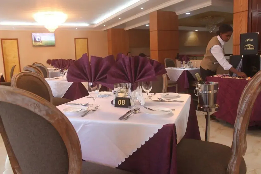 Tirar International Hotel