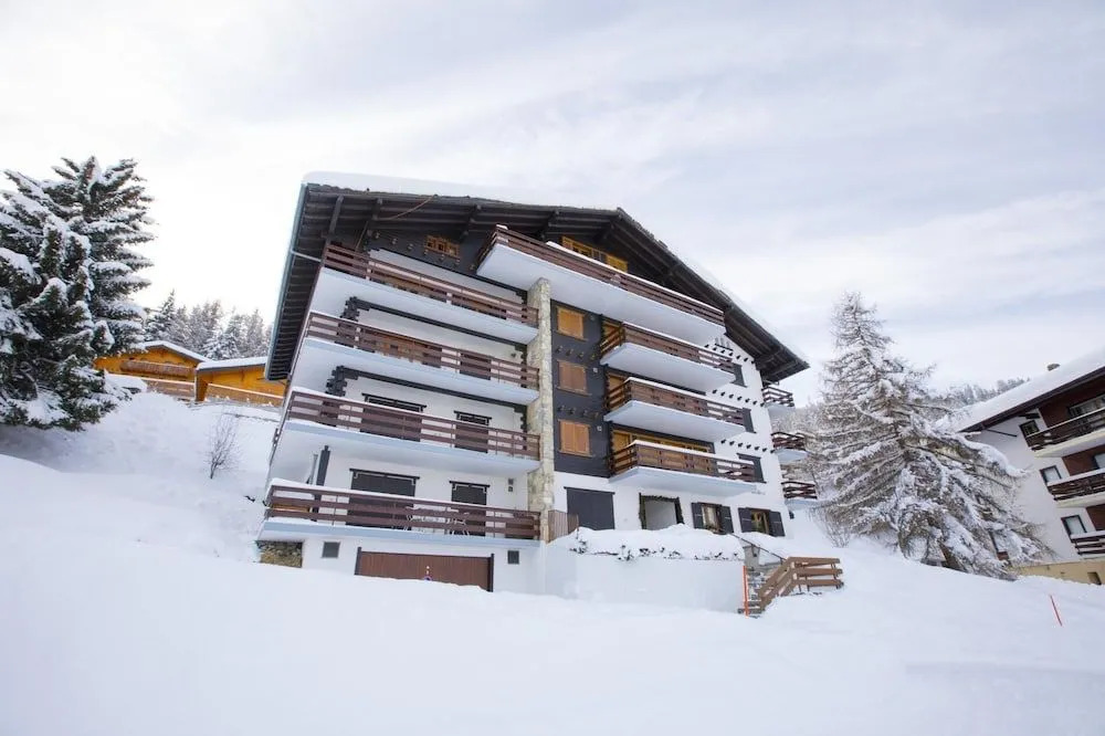 App Les Rocailles 9 Family Retreat With Sauna