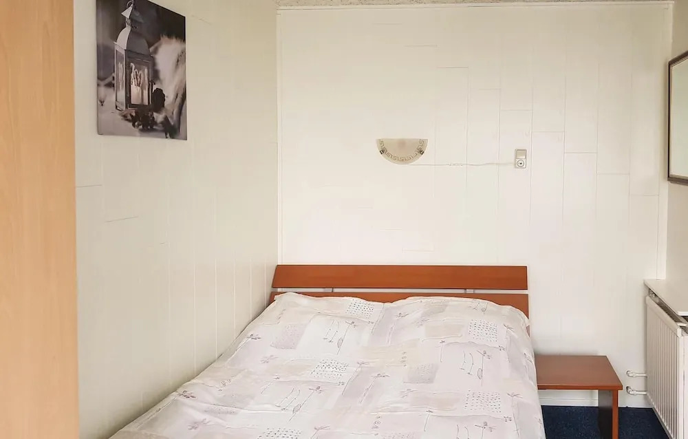 Nice Apartment in Hippolytushoef With 2 Bedrooms and Wifi