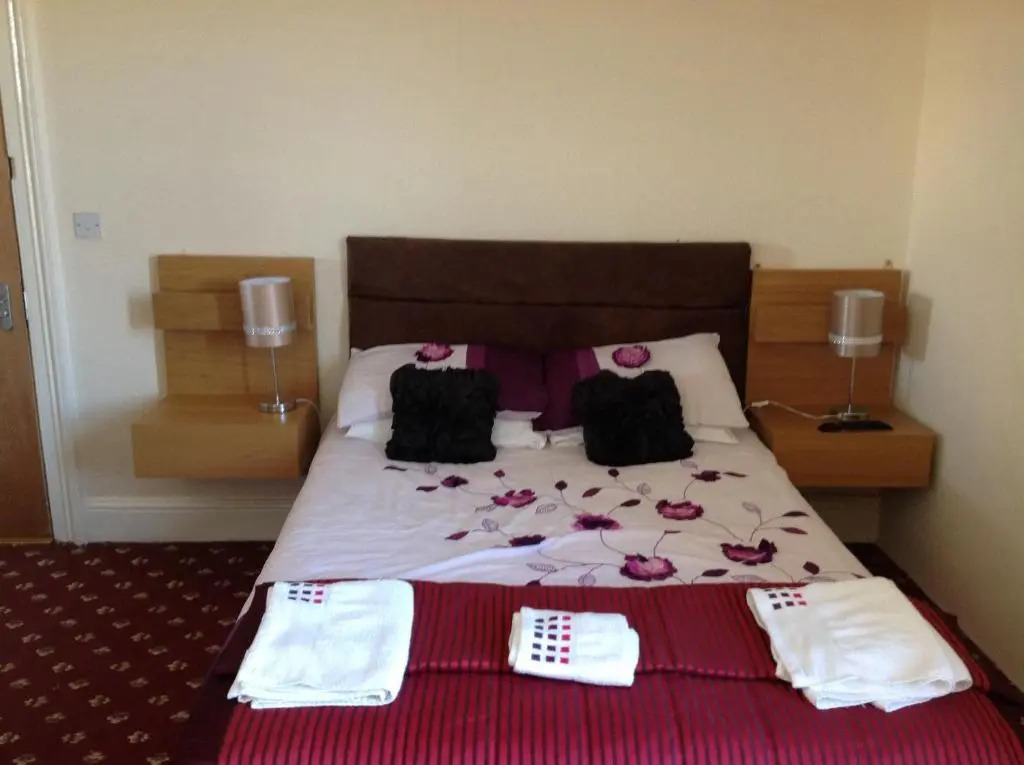 Cowley Hotel
