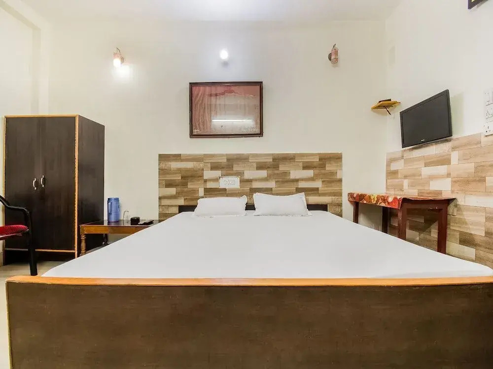 Hotel New Akash by OYO Rooms