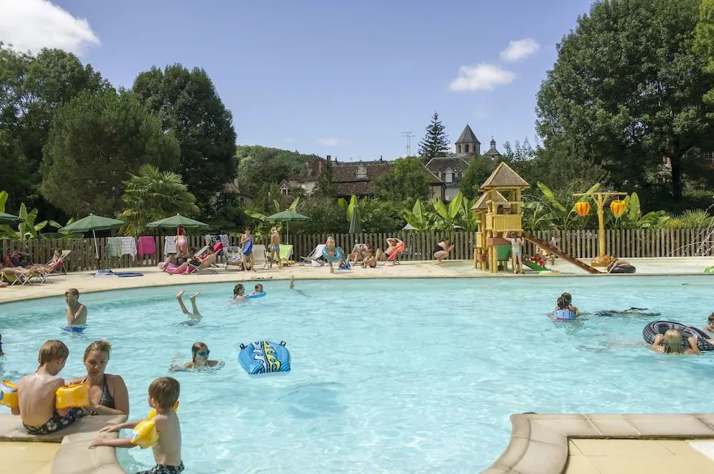 Huttopia Beaulieu sur Dordogne