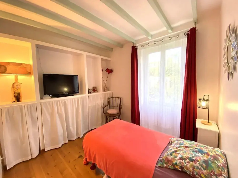 Charming Holiday Home With Garden in the Cotentin