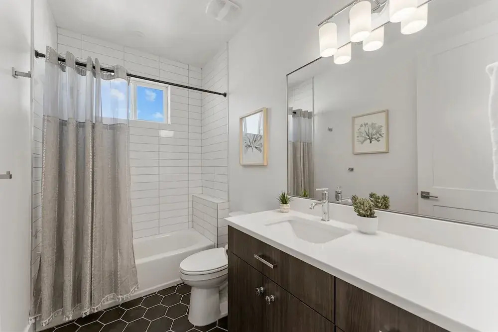 Olympic Escapes Silver 4 Bedroom Townhouse