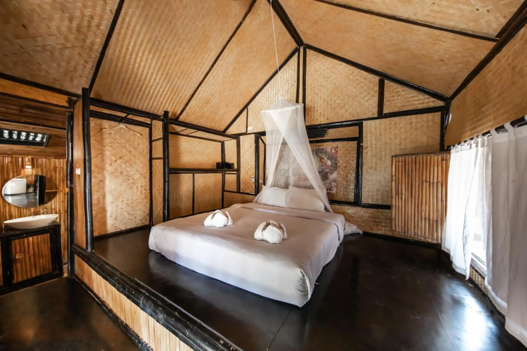 Eco Lanta Hideaway Beach Resort