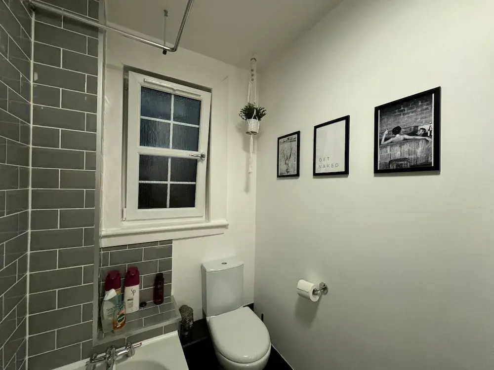 Stirling Haven: Charming 3B Apt In City Centre