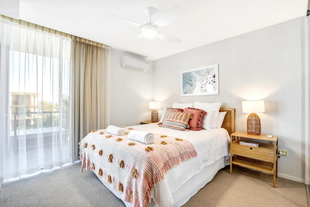 Central Kings Beach 2 BR APT w Pool and Spa access
