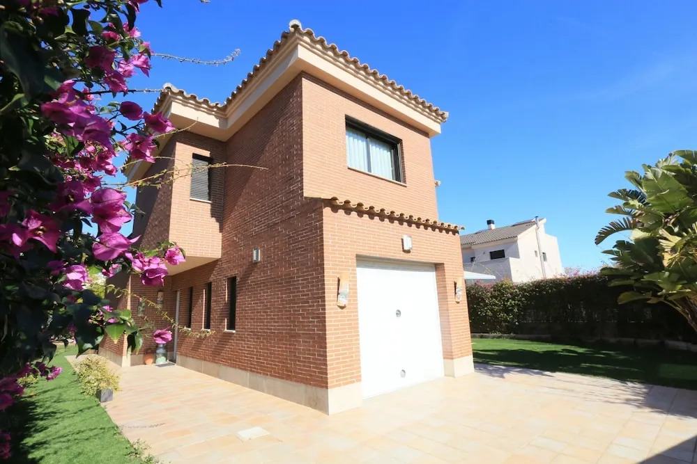 Casa Adosada Para 6 Personas en Cambrils