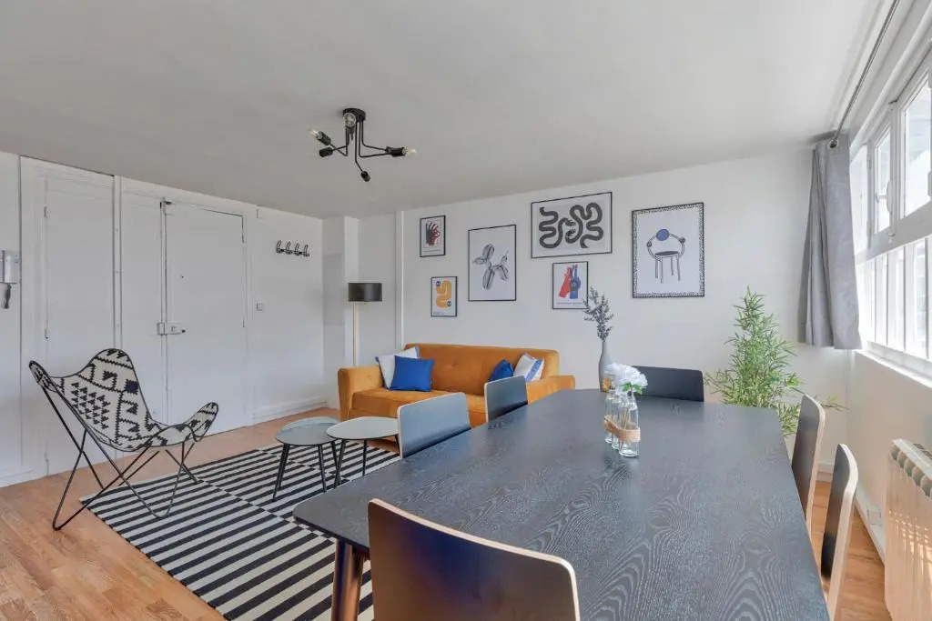 Charmant appartement proche Opéra 6P
