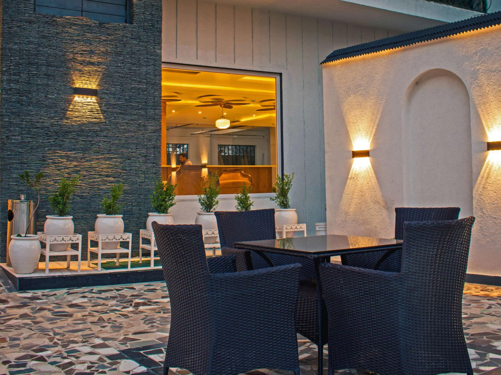 Quality Inn Bhagsu Heritage