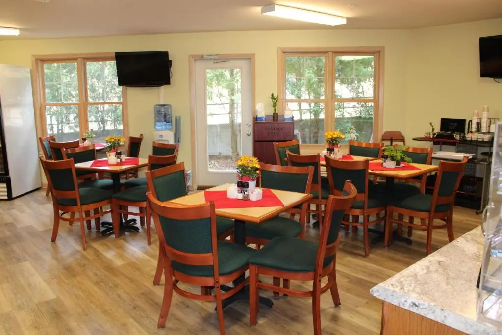 Mill Creek Hotel