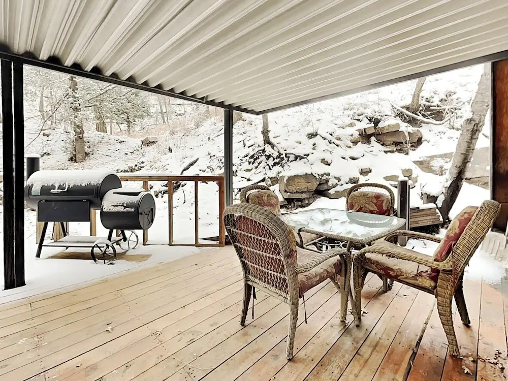 Doc's Den by Ruidoso Vacation Rentals