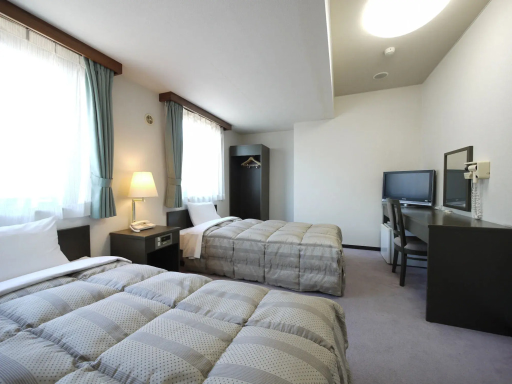 Hotel Route-Inn Gifukencho Minami