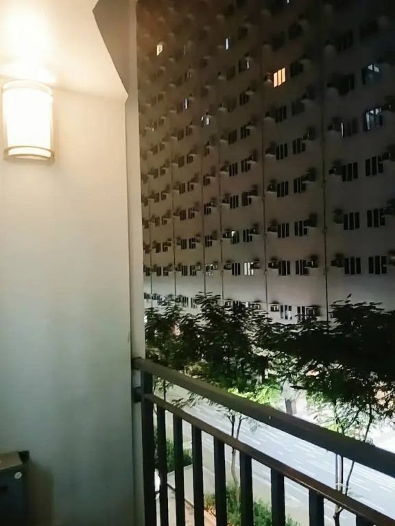 Warm Retreat at Shore 2 Residences