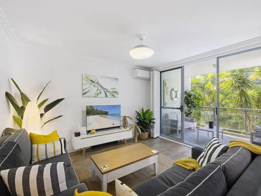 Bright 2-bed Apartment Near Narrabeen Beach
