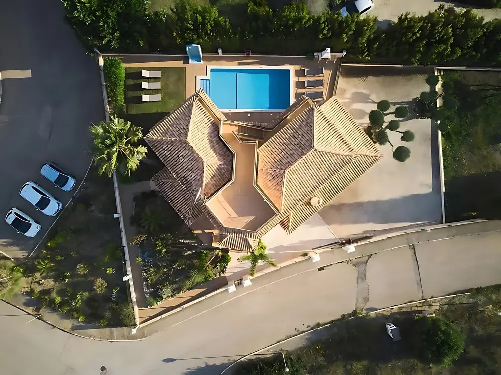 Villa Monte das Oliveiras with Private Pool