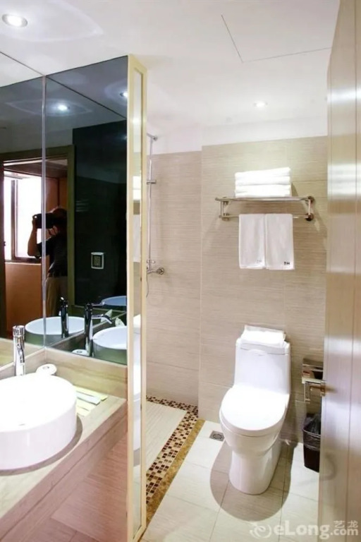 Yantai Tonghui Hotel