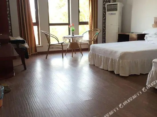 Taohua Island Hailanlan Mountain Villa