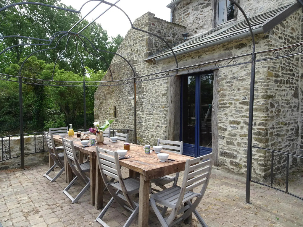 Manor in Cotentin with Historic Charm